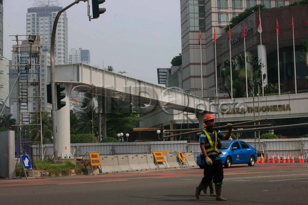 Pembangunan JPO Bundaran...