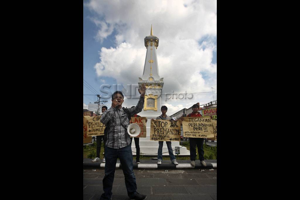 Mahasiswa Tolak Kekerasan...