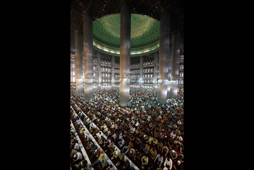 Jumat Pertama Ramadhan,...
