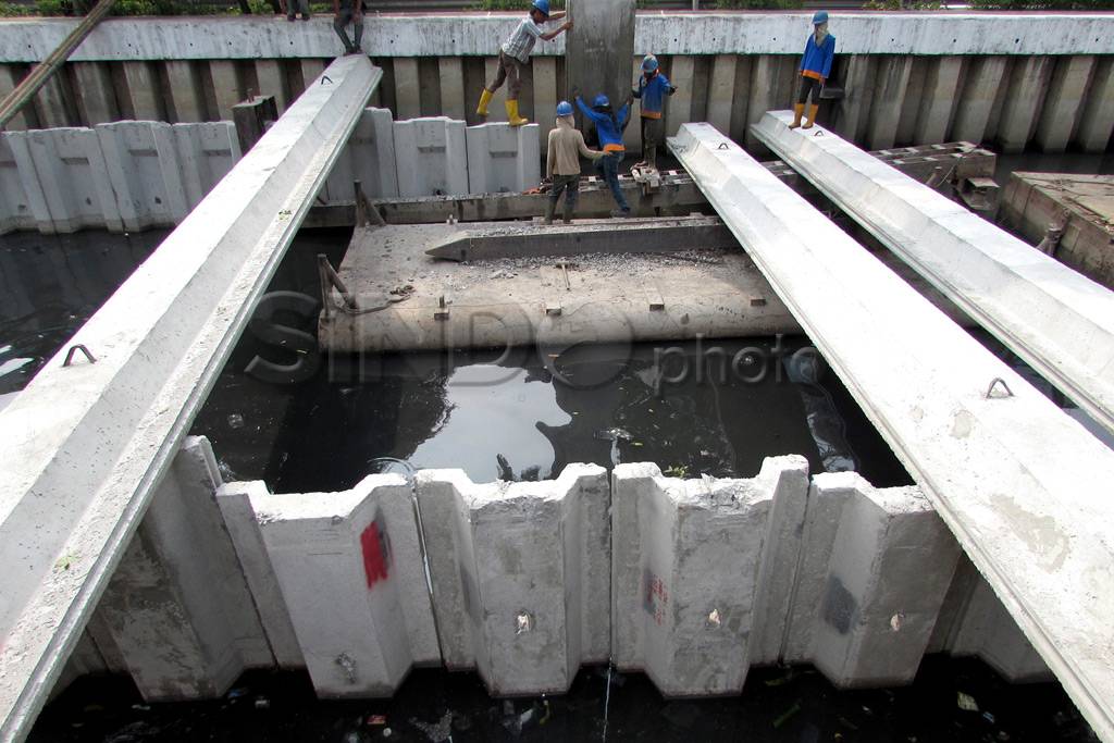 Pembangunan Turap Beton