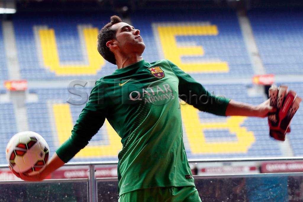 Claudio Bravo, Kiper...