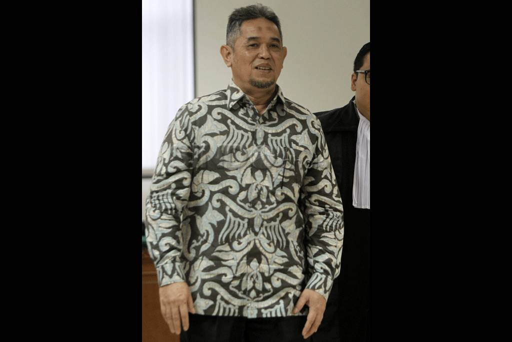 Teuku Bagus Muhammad...