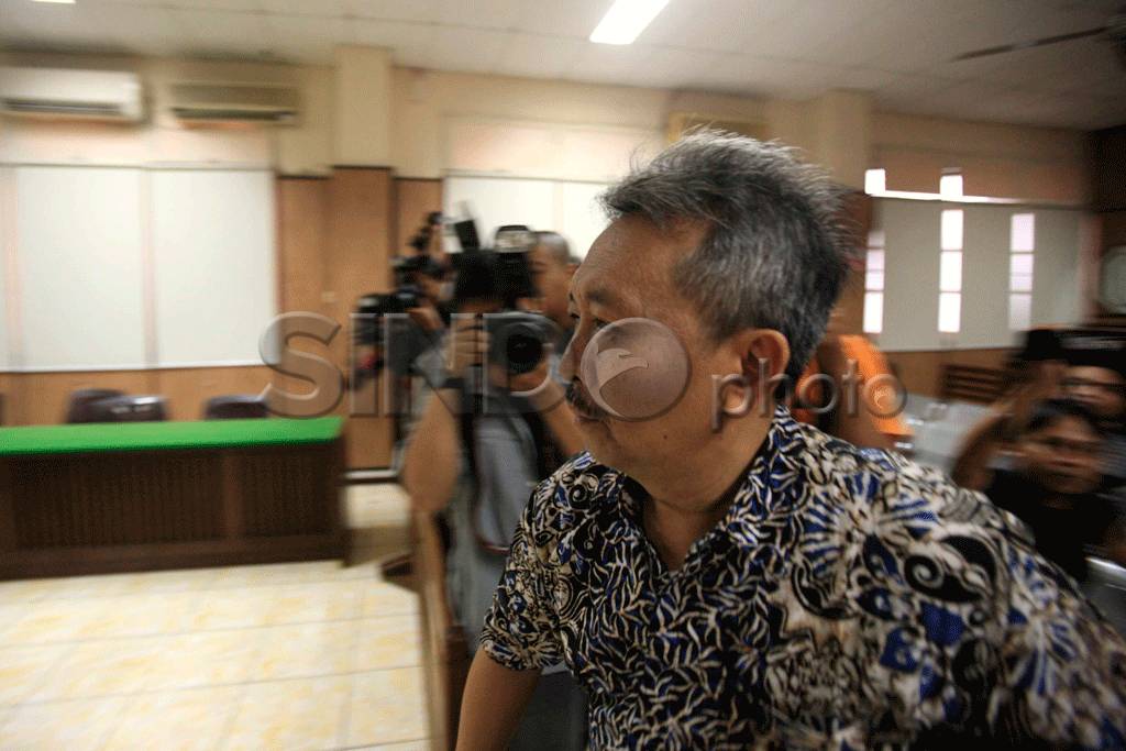 Mantan Auditor BPK Dihukum...