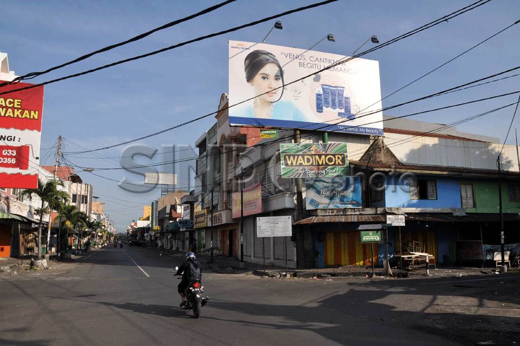 Waktunya Nyoblos, Pasar...