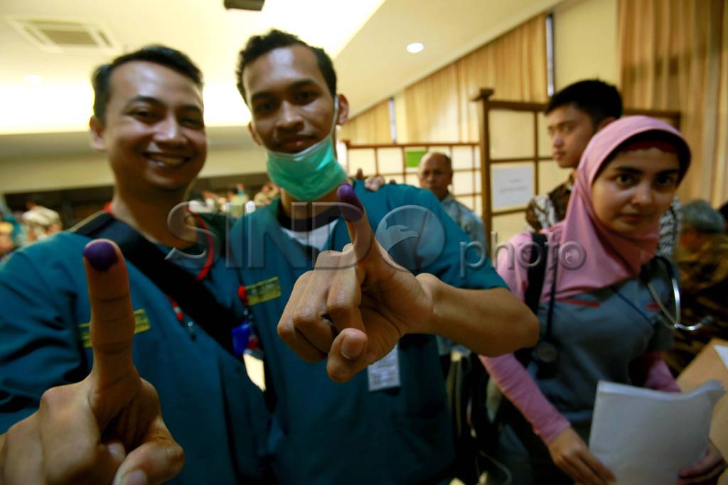 Surat Suara Kurang,...