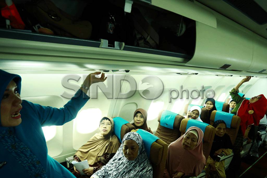 Ratusan Calon Haji Ikuti...