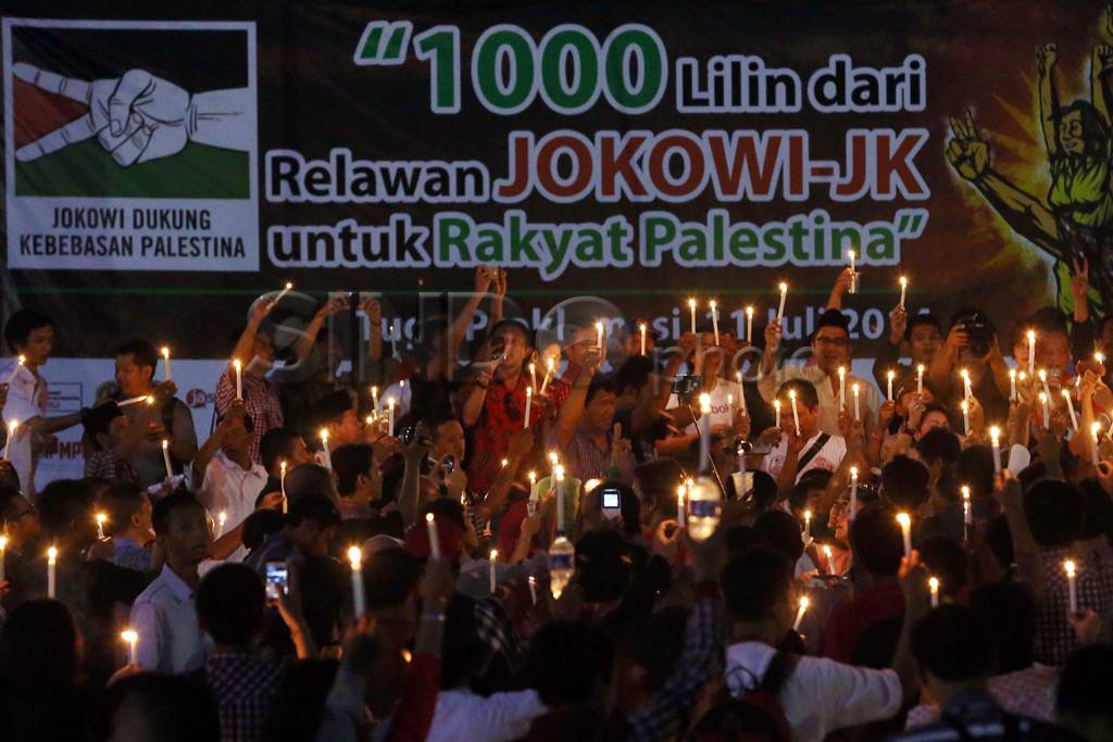 Aksi 1000 Lilin Relawan...