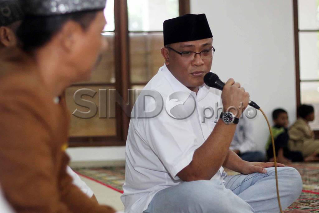 Jumhur Hidayat Santuni...