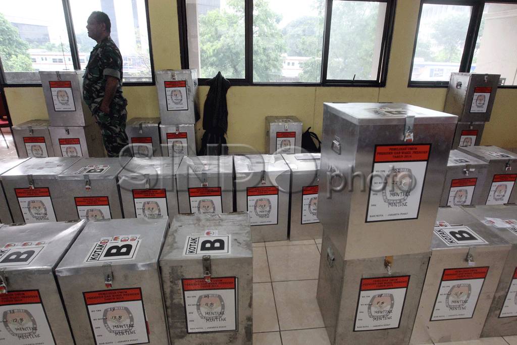 Rekapitulasi Suara Kecamatan...