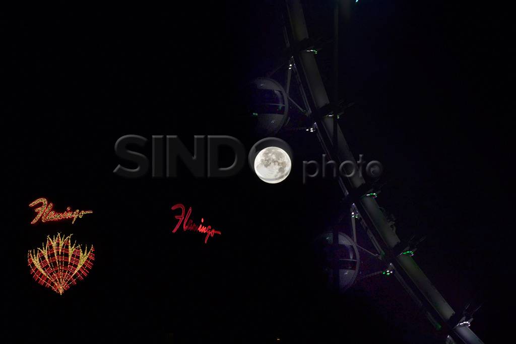Pesona Supermoon di...