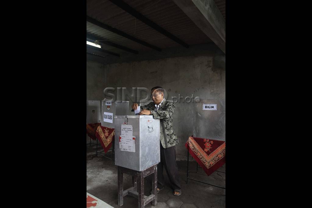 Pencoblosan Ulang di...