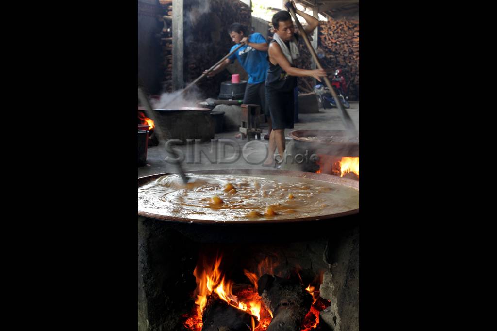 Produksi Dodol Meningkat...