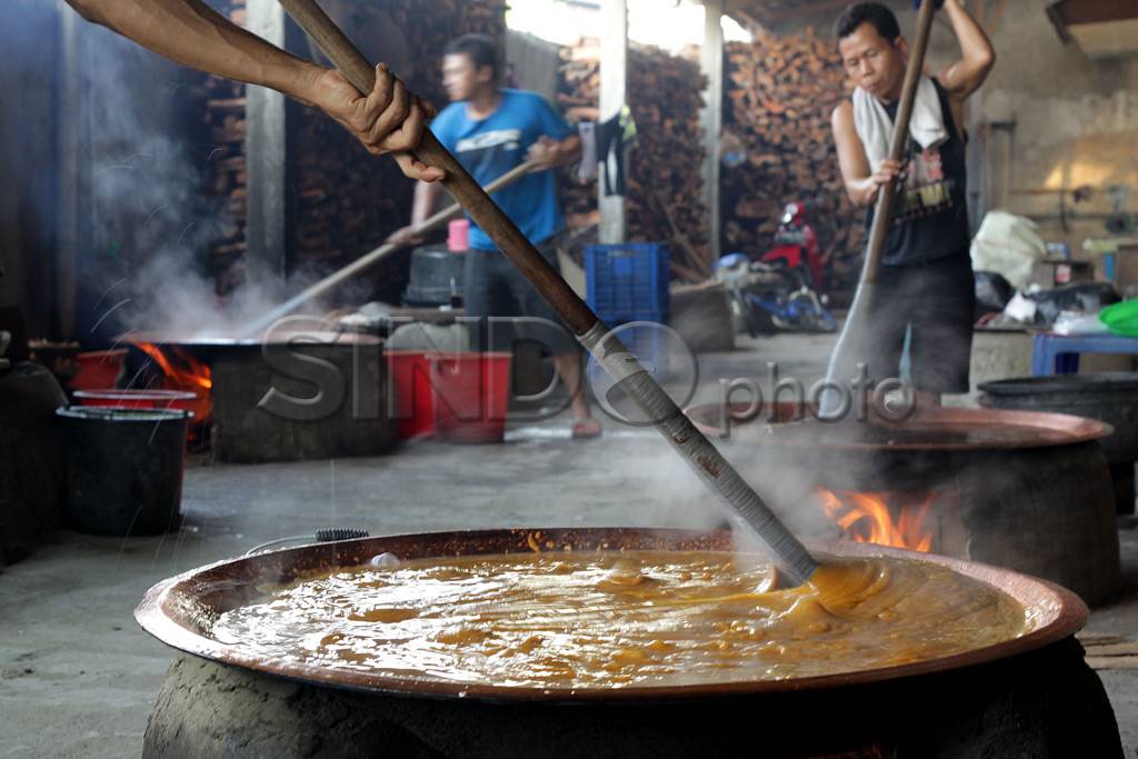 Produksi Dodol Meningkat...