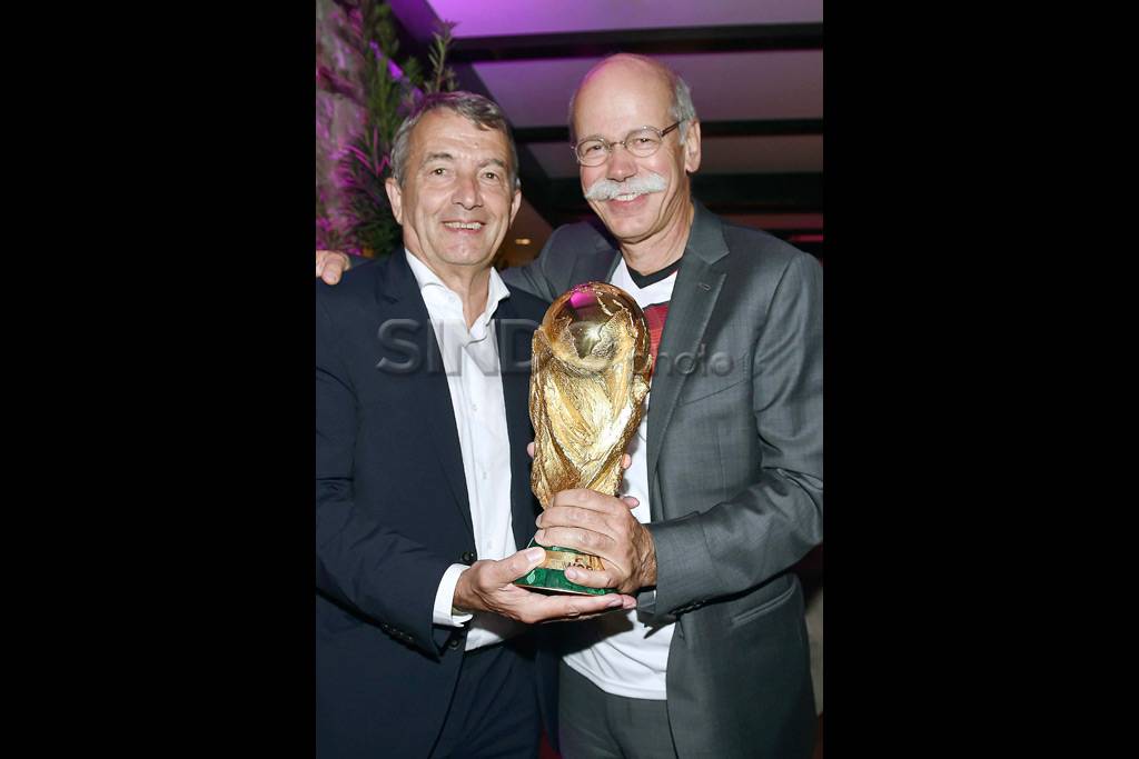 Pose Pemain Jerman bersama...