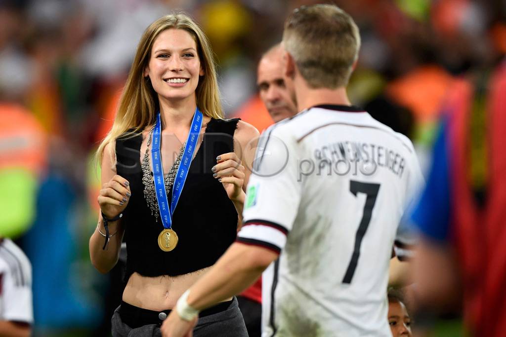 Juara Dunia, WAGs Cantik...