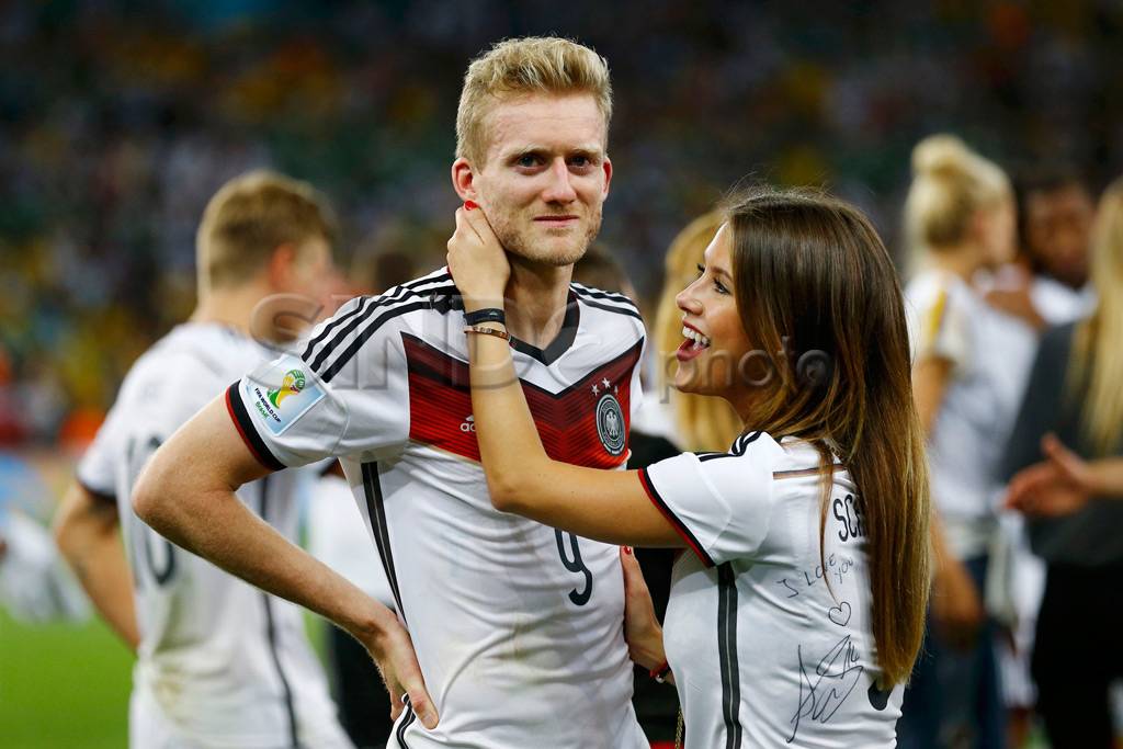 Juara Dunia, WAGs Cantik...