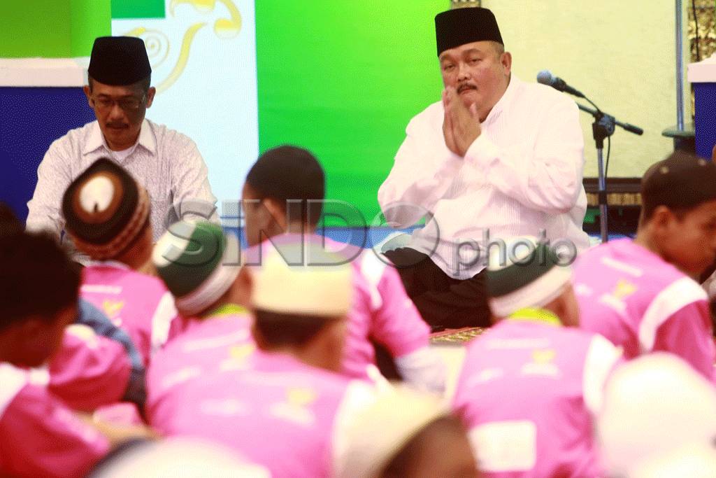 Ribuan Anak Yatim Buka...