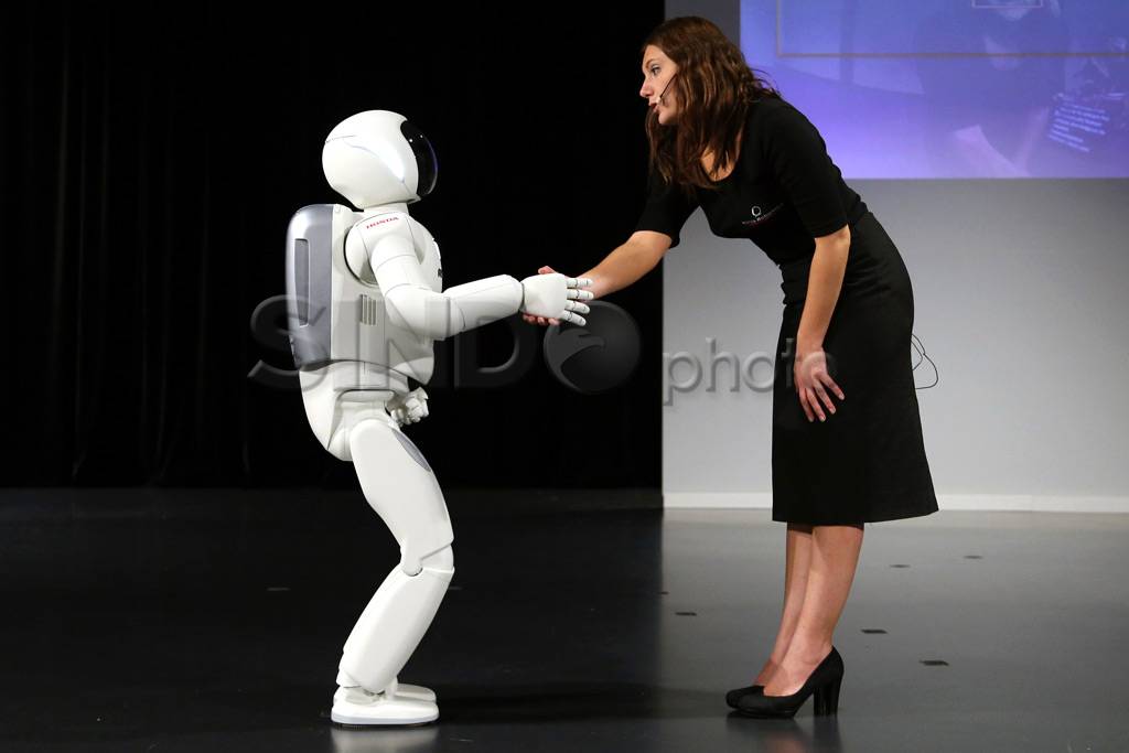 Honda Perkenalkan Asimo...