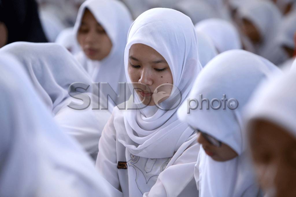 Ribuan Siswa Gelar Khataman...
