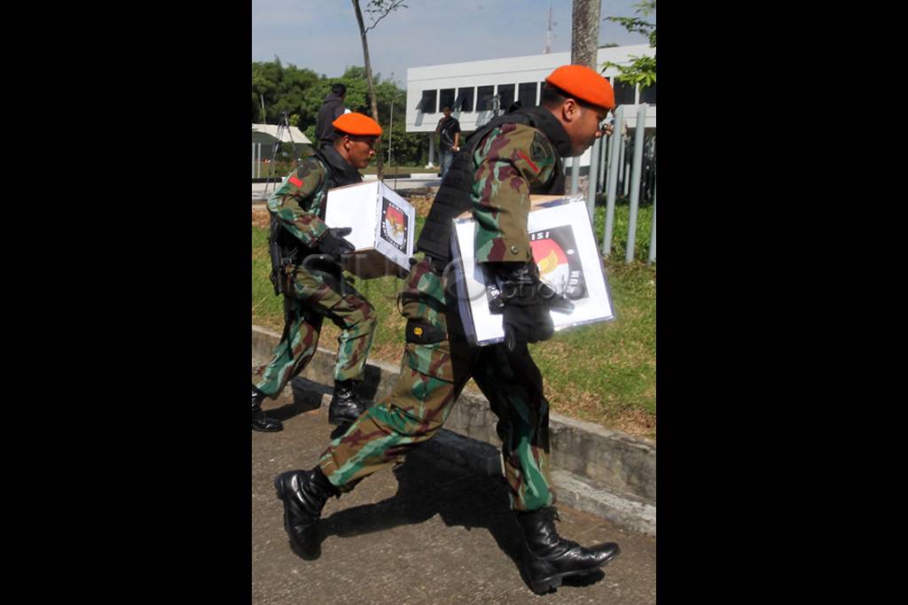TNI Gelar Simulasi Pengamanan...