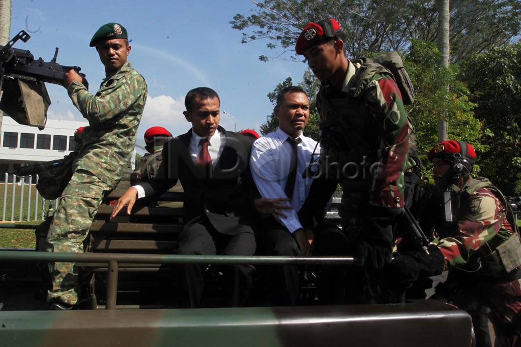 TNI Gelar Simulasi Pengamanan...