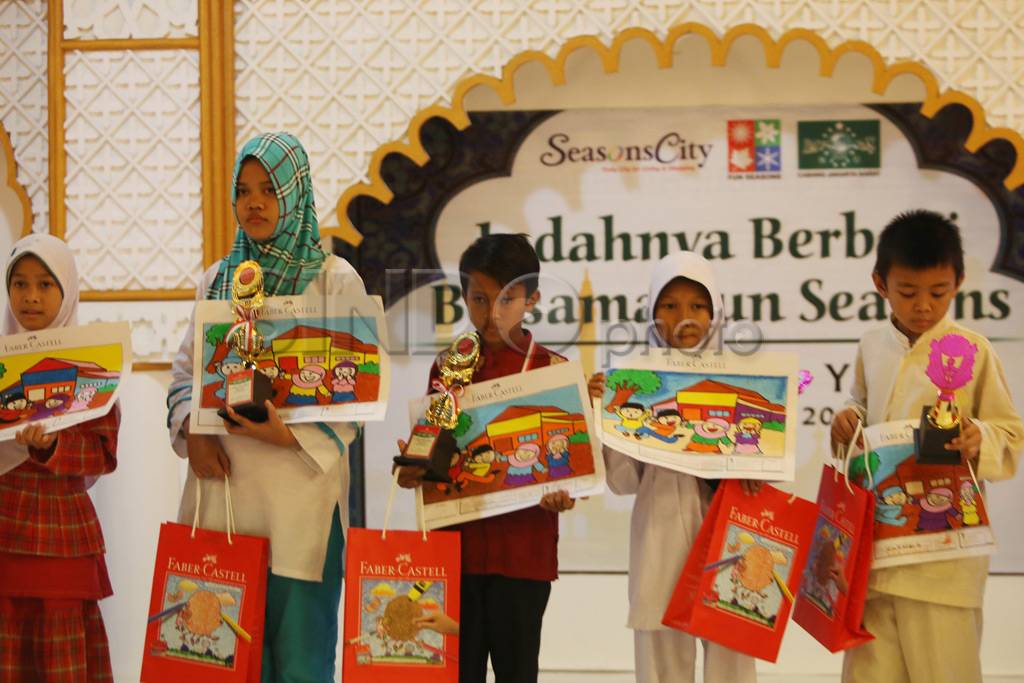 Fun Season Santuni 200...