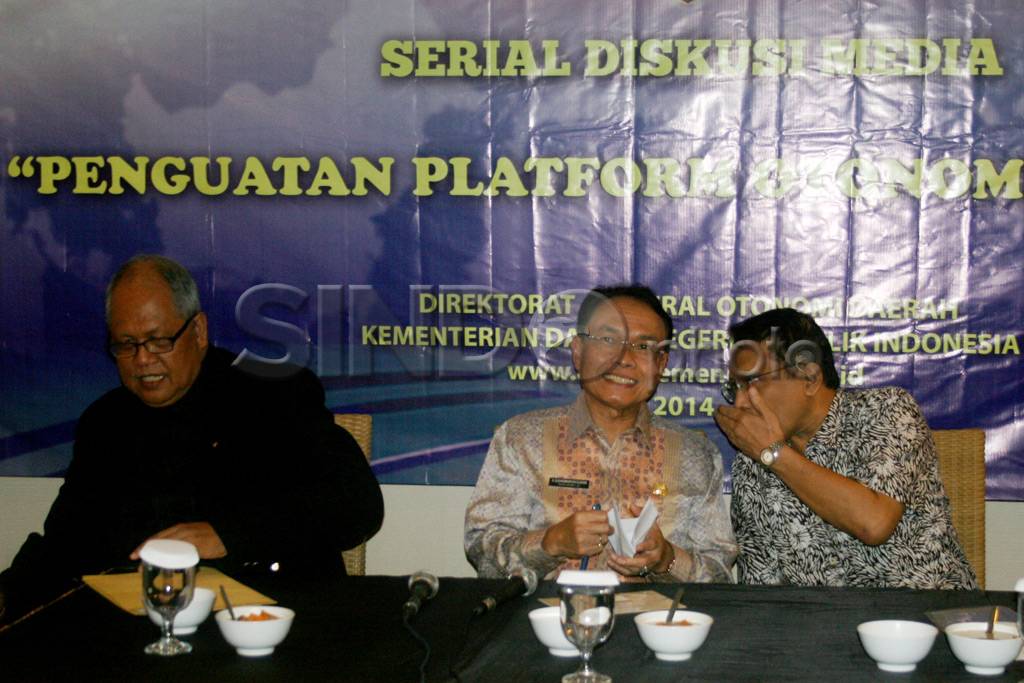 Diskusi Otonomi Daerah