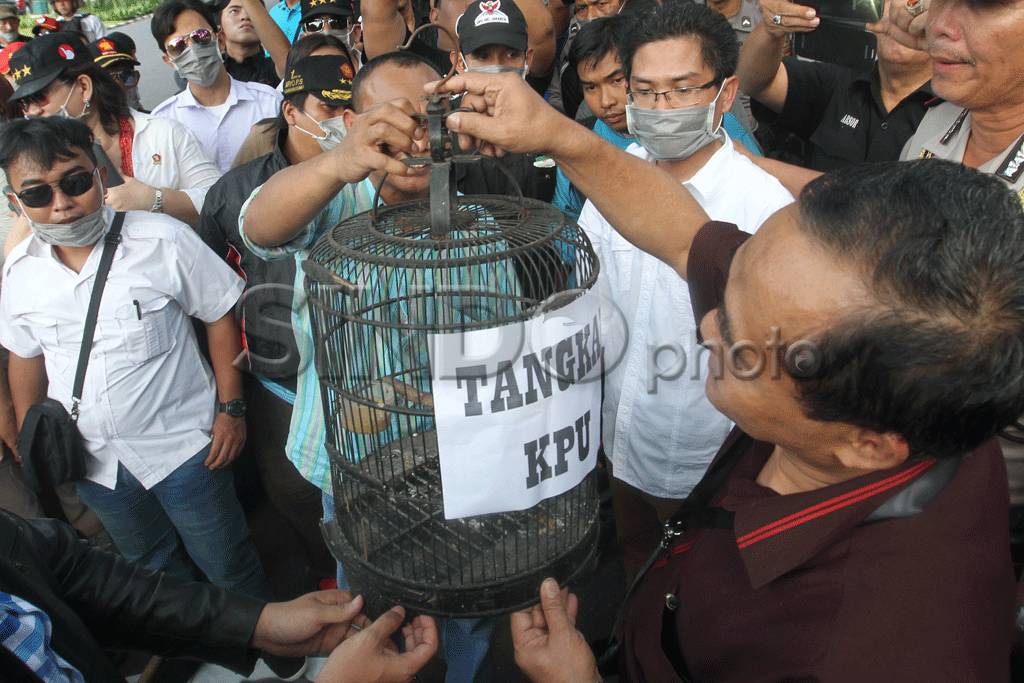 Relawan Prabowo-Hatta...