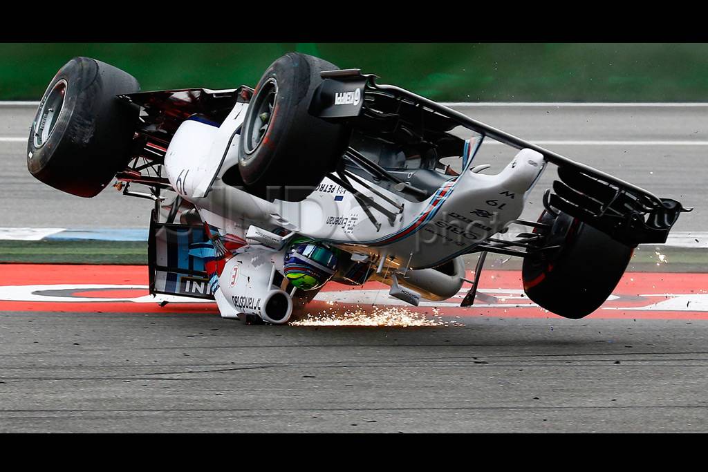 Felipe Massa Kecelakaan...