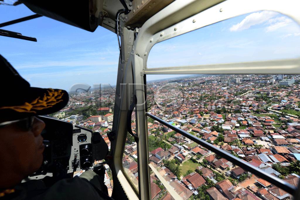 TNI AD Gelar Patroli...