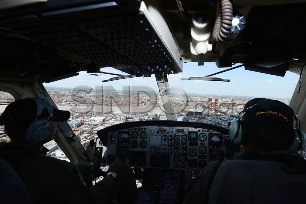 TNI AD Gelar Patroli...