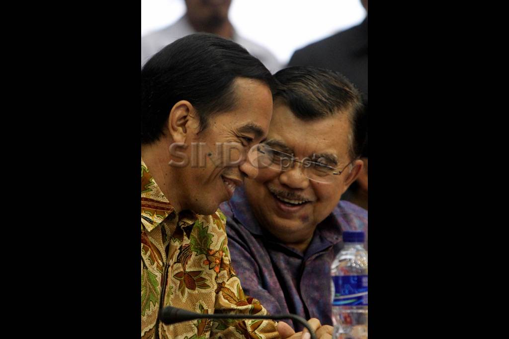 Jokowi-JK Hadiri Penetapan...