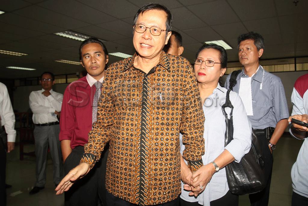 Mantan Sekjen Kemenlu...