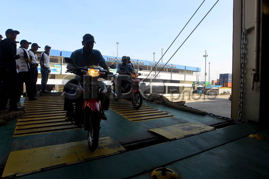 Ribuan Pemotor Mudik...