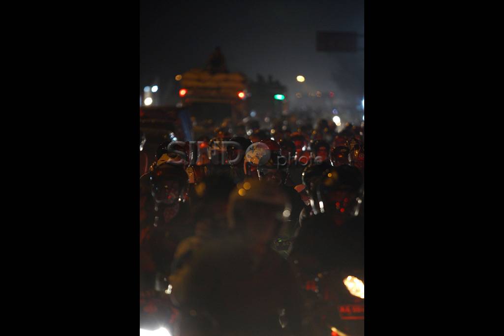 Ribuan Pemudik Motor...