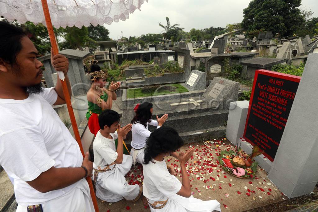 Pertunjukan Tari di...