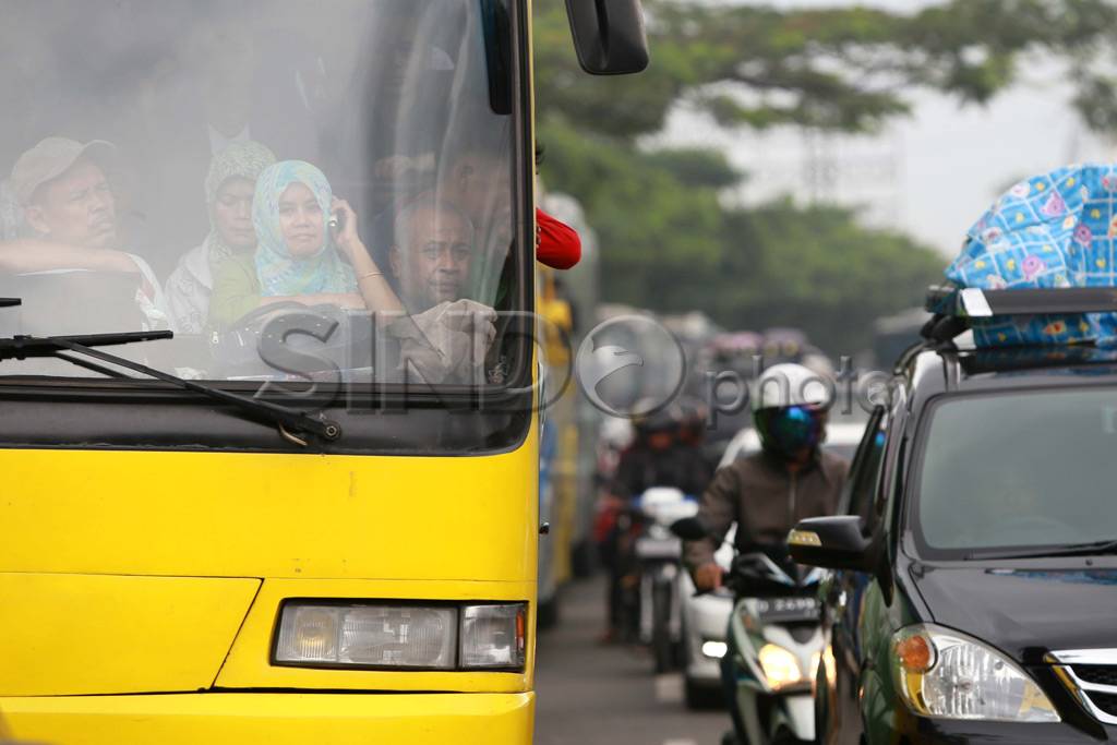 Kemacetan Mengular di...