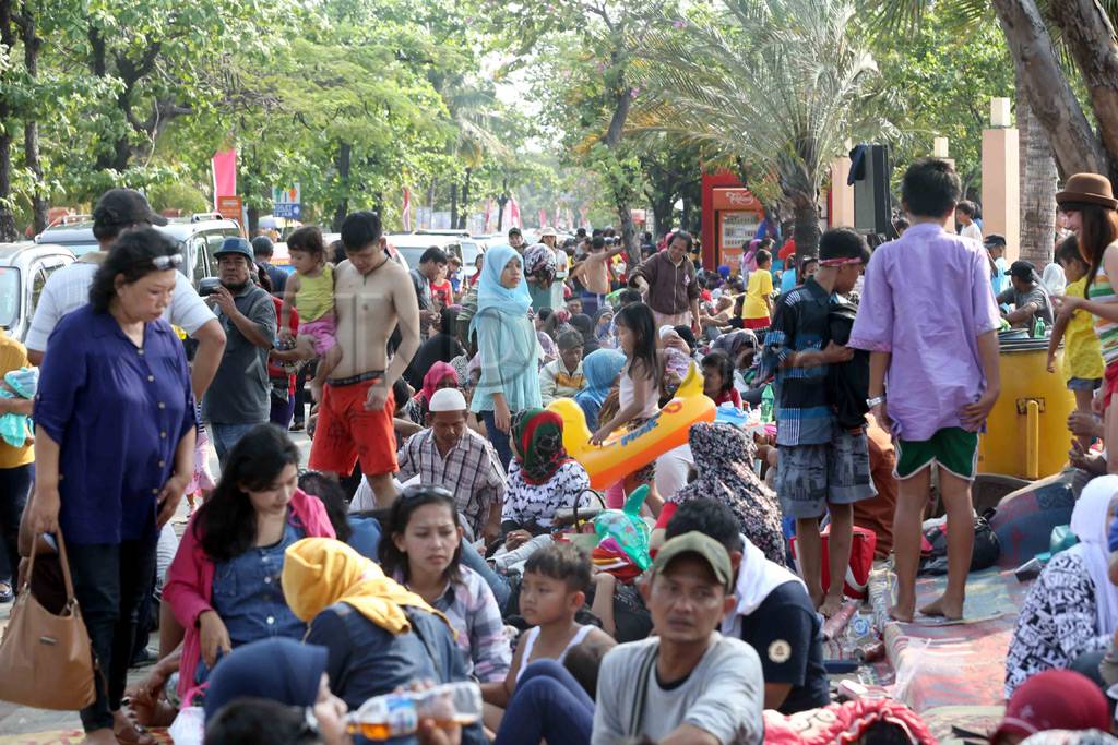 Lebaran Hari Kedua Ancol...