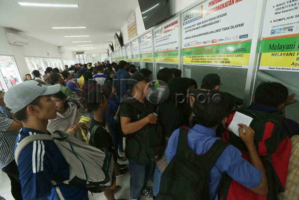 Stasiun Senen Masih...