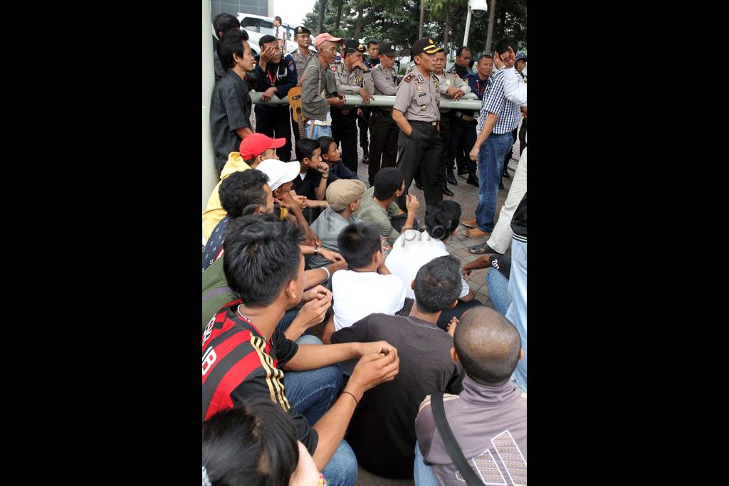 Aksi Menginap 21 Hari...