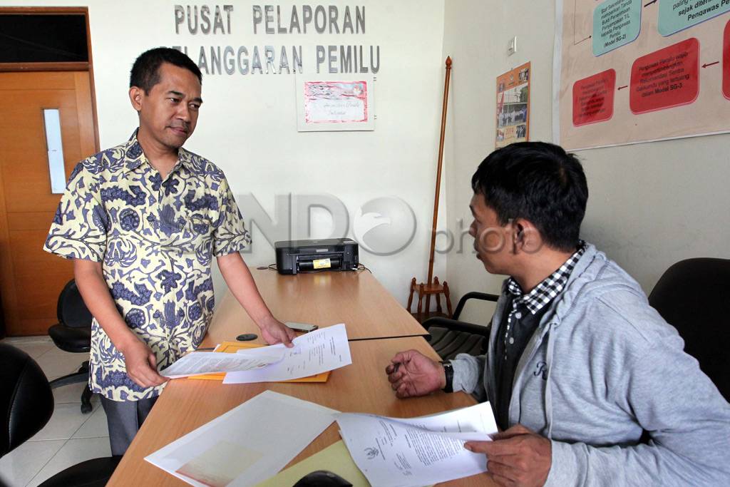 Tim Kuasa Hukum Prabowo-Hatta...