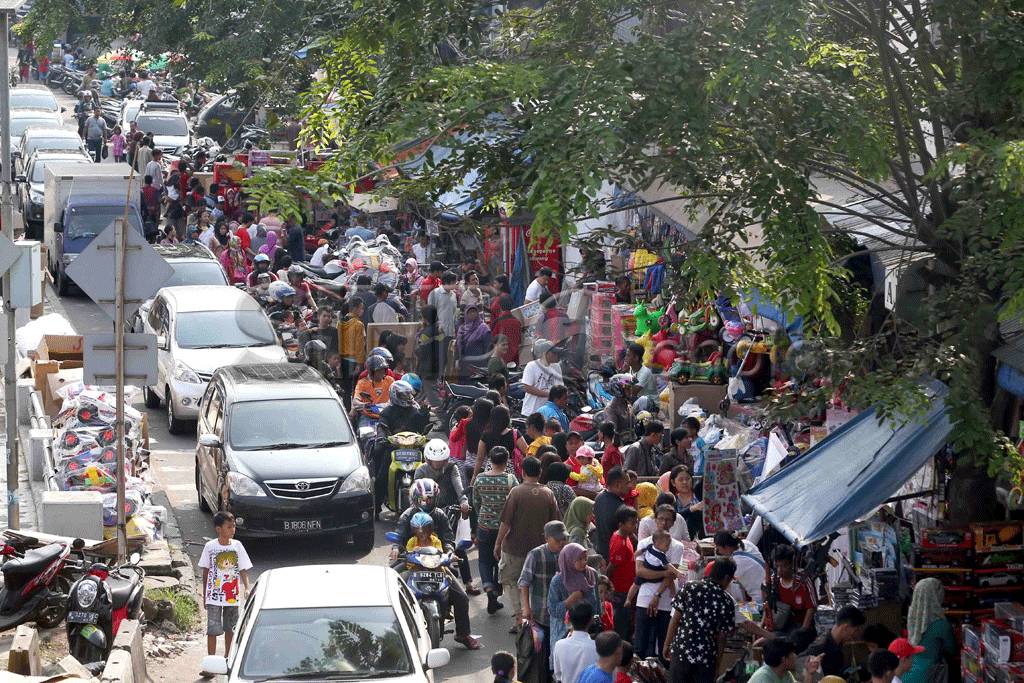 Pasar Gembrong Ramai...