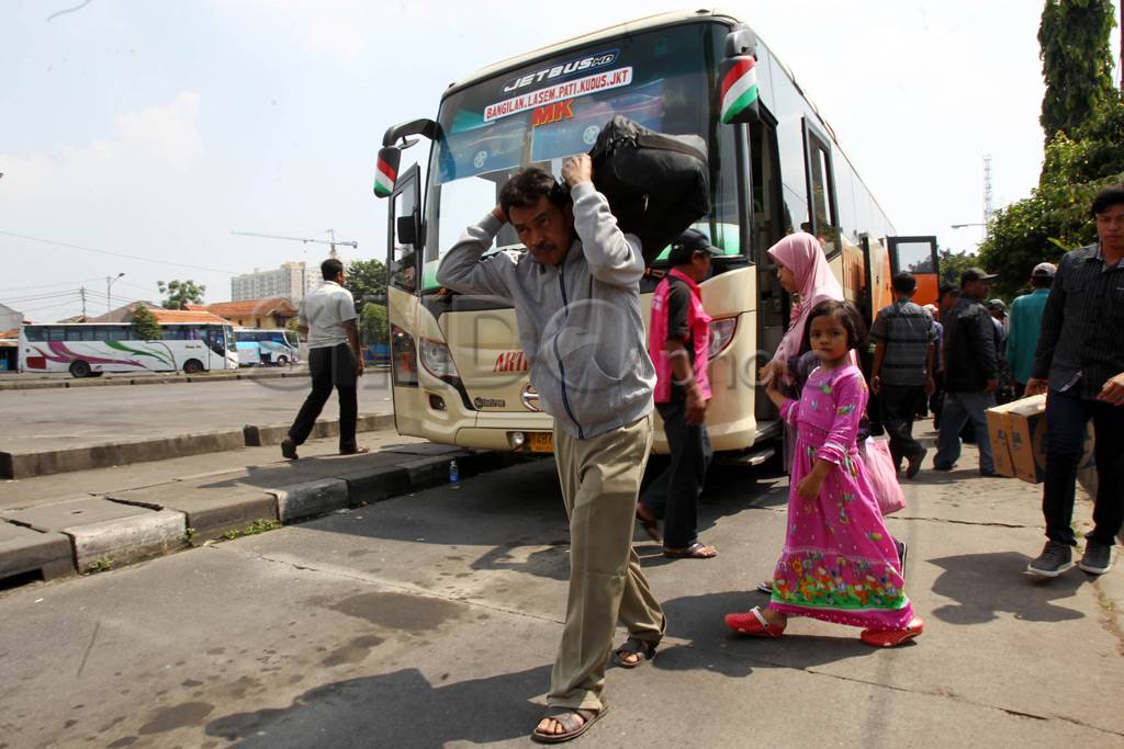 Pemudik Tiba di Jakarta