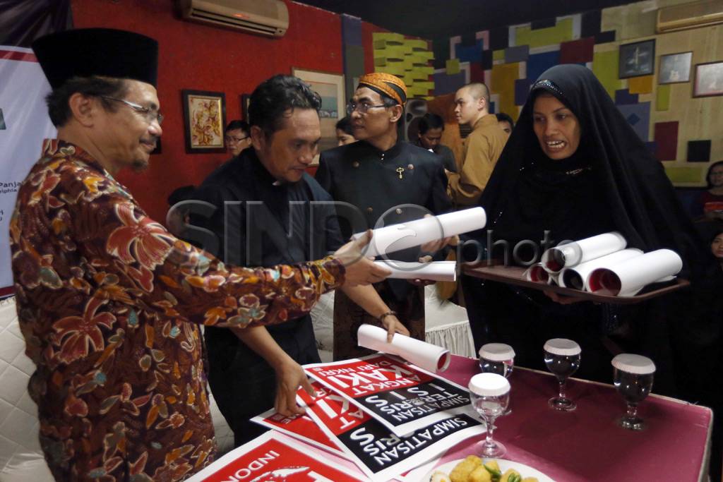 Tokoh Lintas Agama Tolak...
