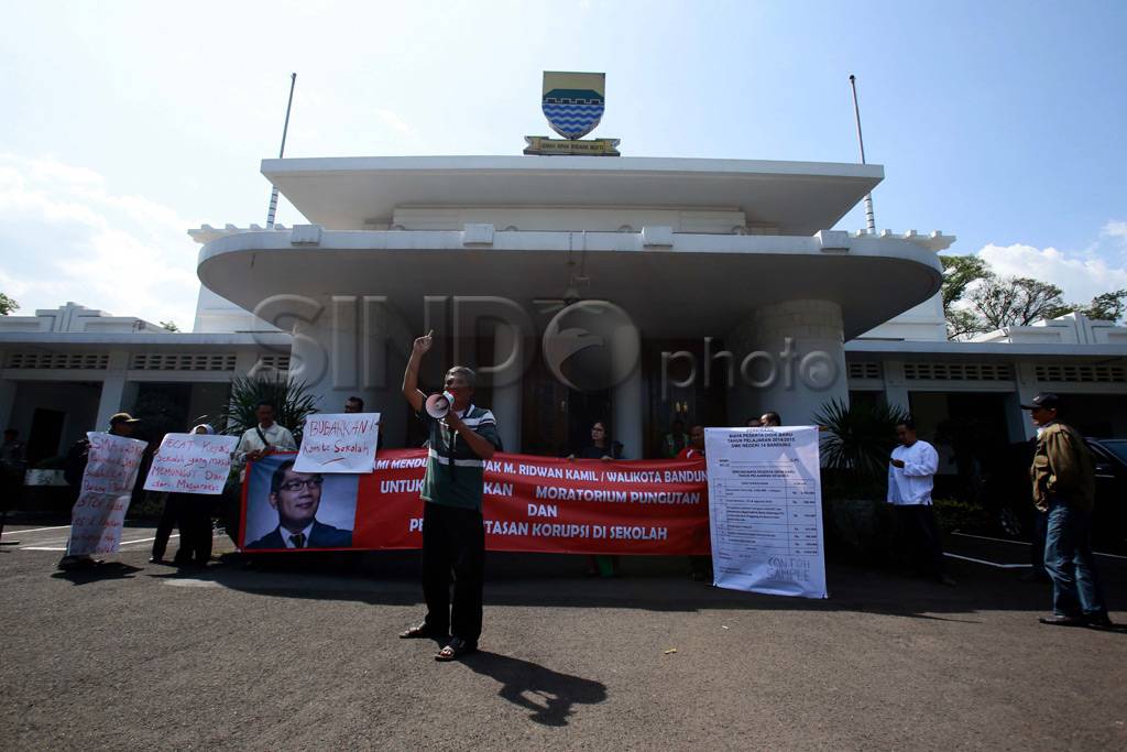 Demo Forum Orang Tua...