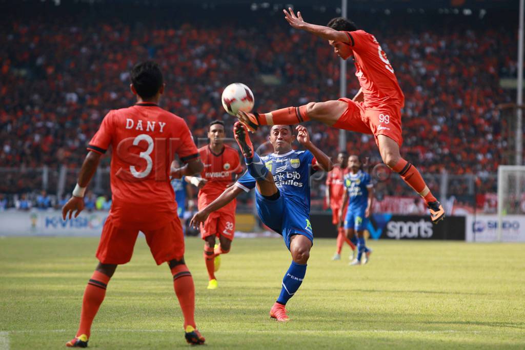 Persija Gagal Bungkam...