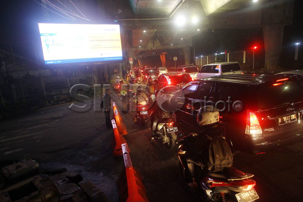 Hujan Deras, Kemang...