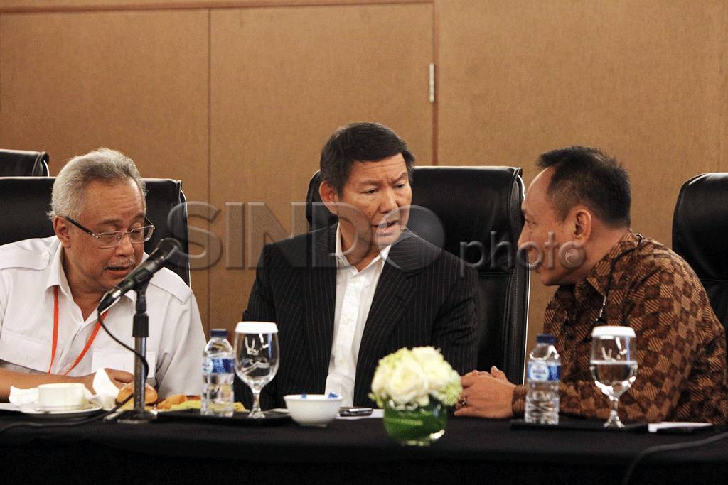 Tim Prabowo-Hatta Sesalkan...