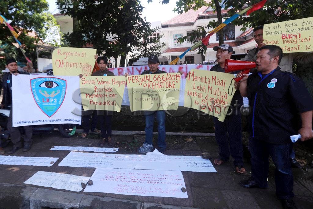 Kebijakan Walikota Bandung...