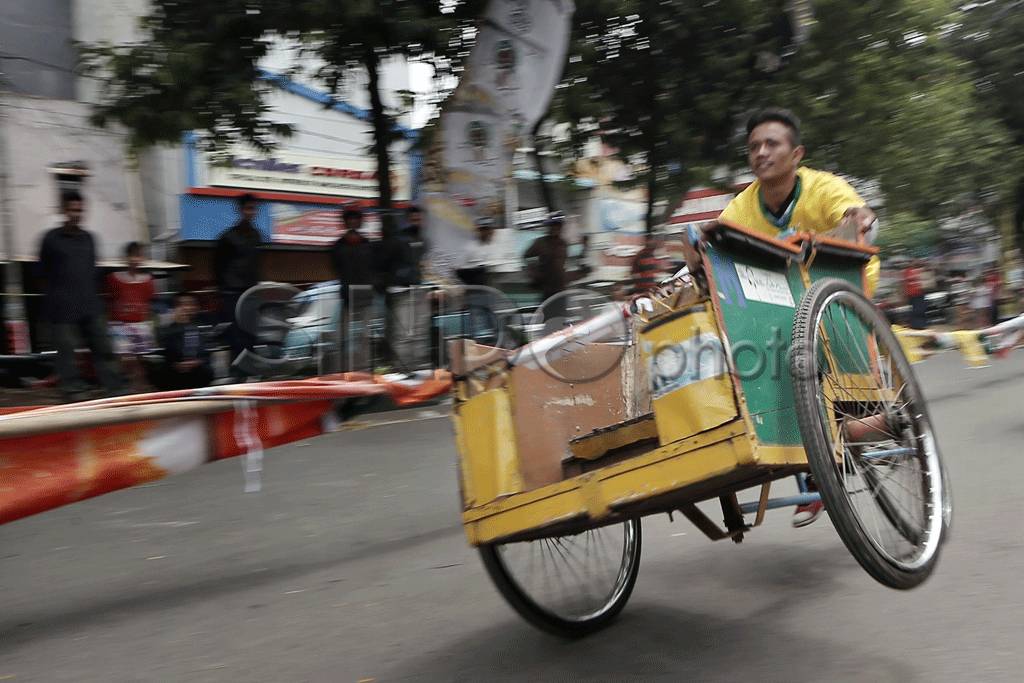 Serunya Drag Race Becak